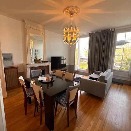 La Colbertine - Charming Apartment In Place Colbert Rochefort  Eksteriør bilde