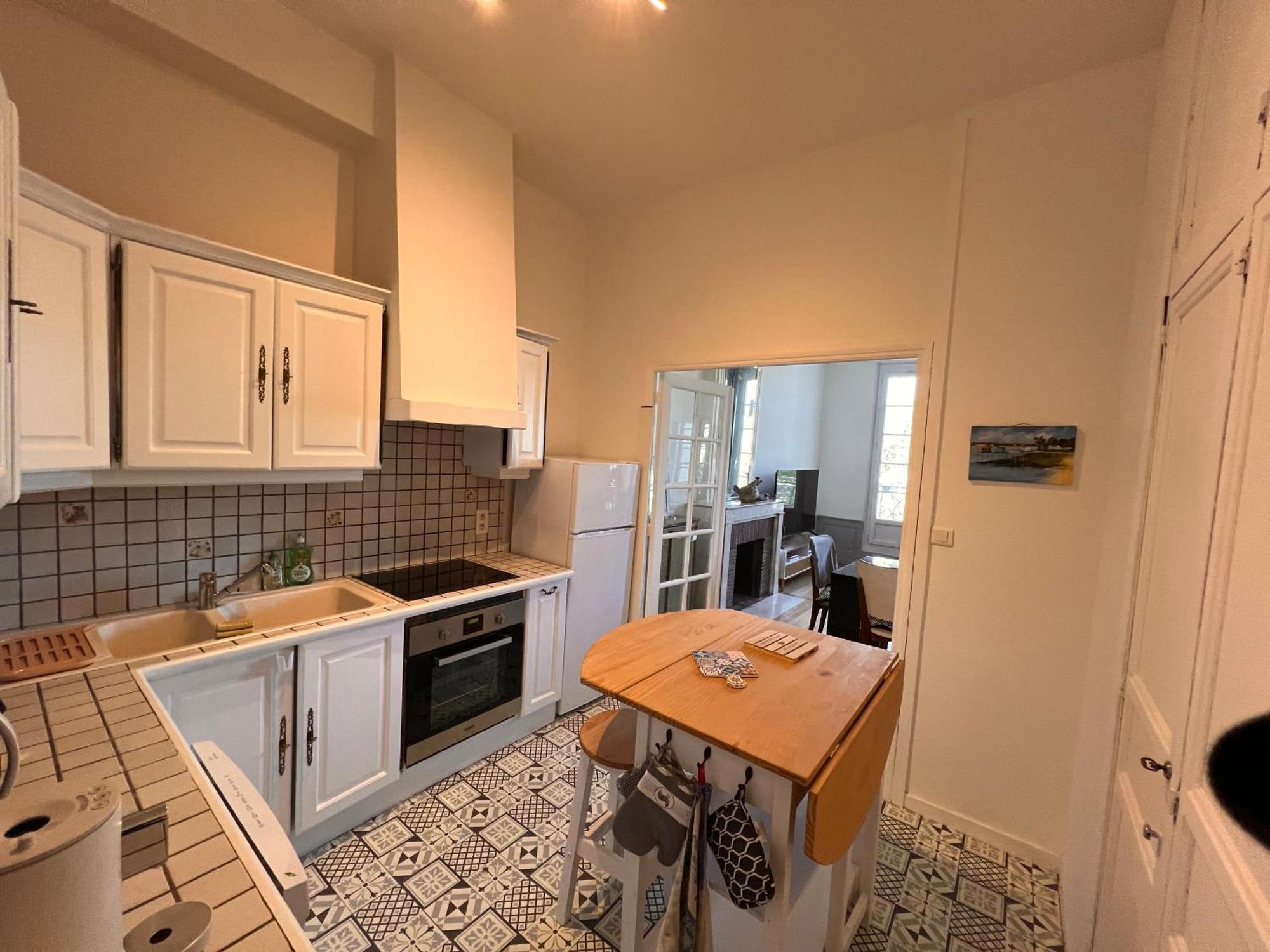 La Colbertine - Charming Apartment In Place Colbert Rochefort  Eksteriør bilde