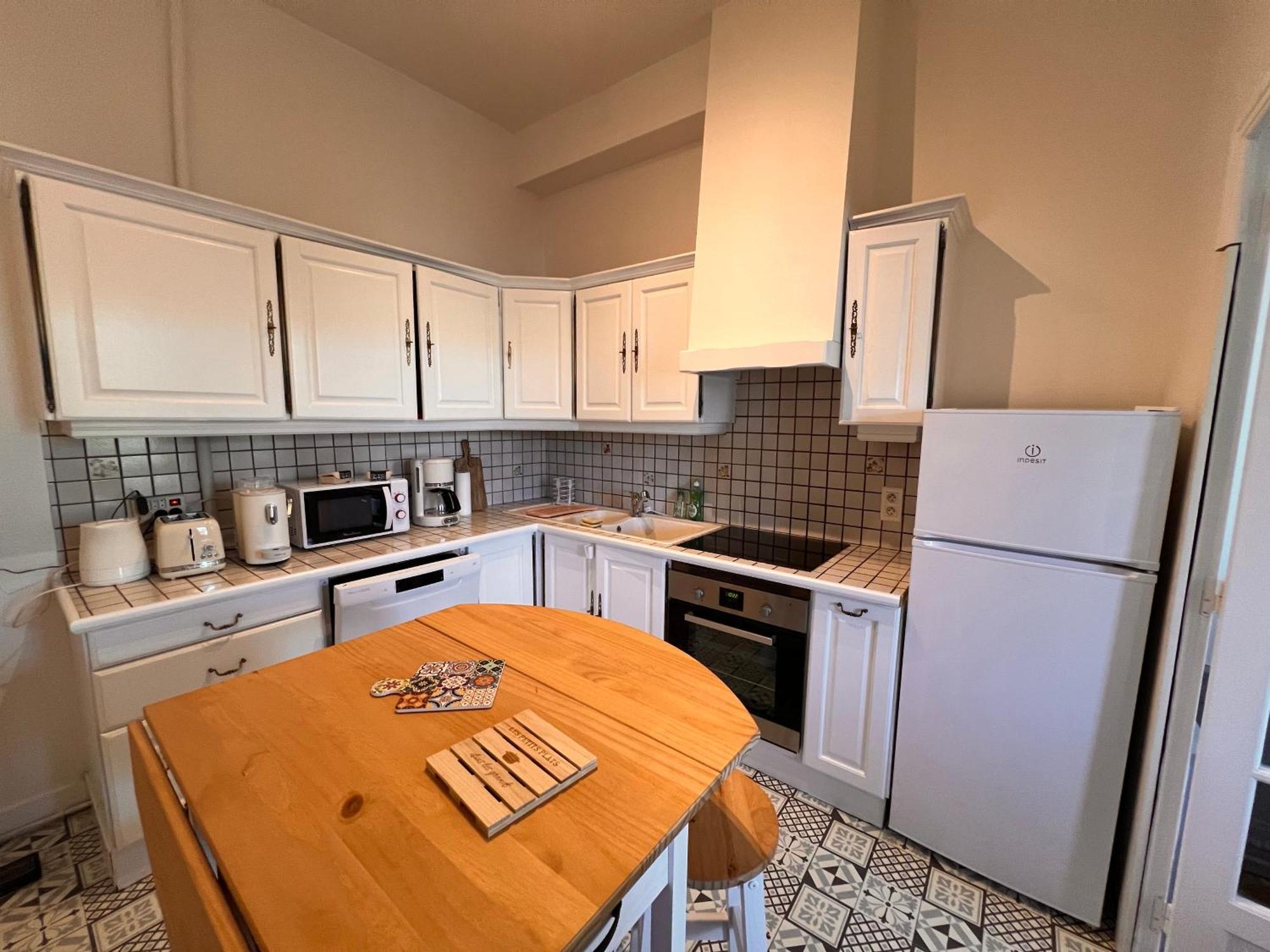 La Colbertine - Charming Apartment In Place Colbert Rochefort  Eksteriør bilde